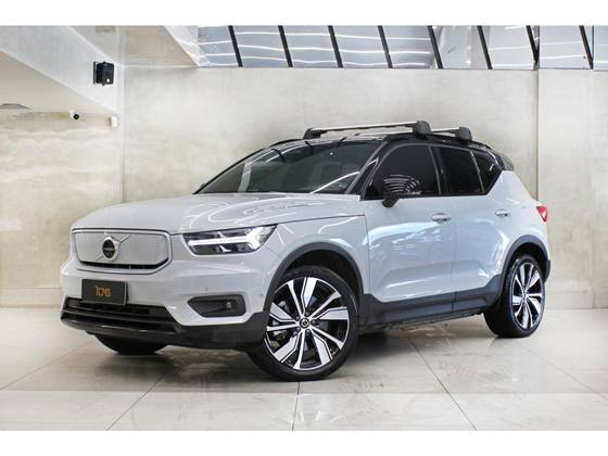 VOLVO XC40 P6 RECHARGE ELECTRIC PLUS VOLVO XC40 P6 RECHARGE ELECTRIC PLUS
